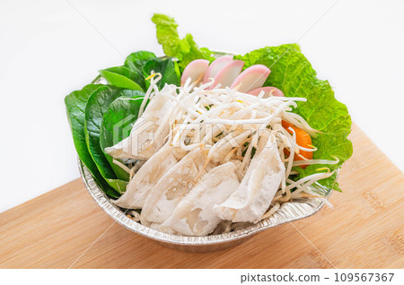 單人火鍋配餃子 109567367