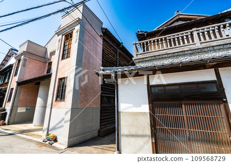 [重要傳統建築群保存地區] 廣島縣吳市前傳座4街豐町禦手洗 109568729
