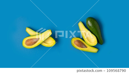 Avocado Isolated, Whole Avokado, Green Avocados Slice, Fresh Alligator Pear, Long Avocado Fruit 109568790