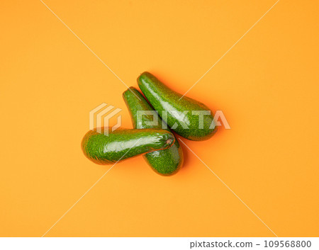 Avocado Isolated, Whole Avokado, Green Avocados Slice, Fresh Alligator Pear, Long Avocado Fruit 109568800