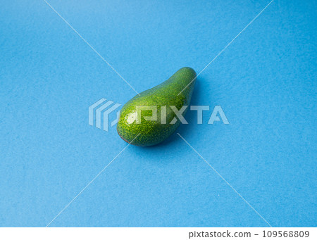 Avocado Isolated, Whole Avokado, Green Avocados Slice, Fresh Alligator Pear, Long Avocado Fruit 109568809