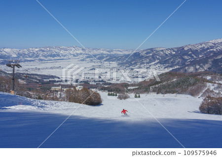Snow resort romance god Snow resort romance god 109575946