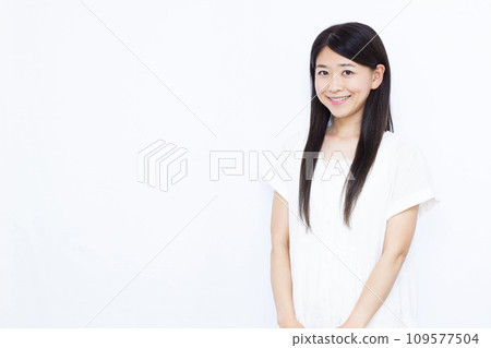 30多歲的長發女性 109577504