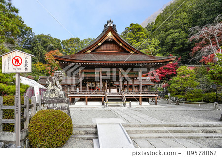 出雲大神宮(京都府龜岡市)正殿與參拜殿 出雲大神宮(京都府龜岡市)正殿與參拜殿 109578062