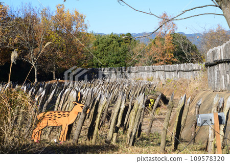 吉野里村風景 109578320