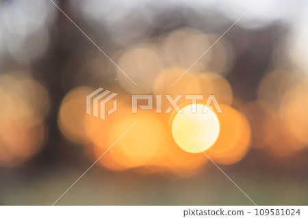 平靜的球散景抽象背景圖像素材 109581024