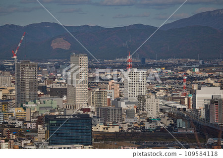 Stroll through the autumn of Mt. Hachiman 109584118