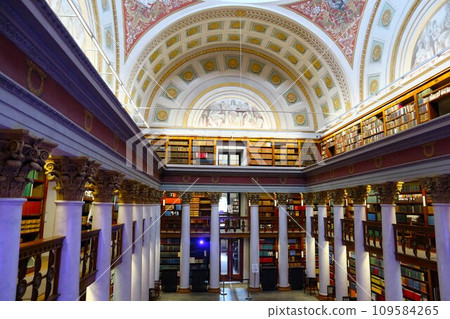 芬蘭 赫爾辛基國家圖書館 109584265