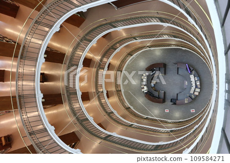 芬蘭 赫爾辛基國家圖書館 109584271