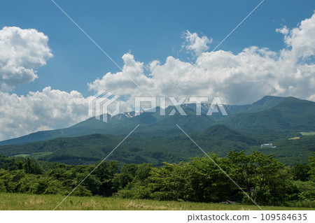 初夏的藏王山脈 初夏的藏王山脈 109584635