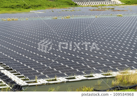 View of the floating Solar power system on the flood detention basin in Kaohsiung, Taiwan. 109584968