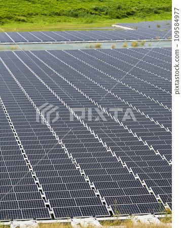 View of the floating Solar power system on the flood detention basin in Kaohsiung, Taiwan. 109584977