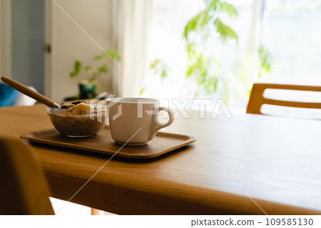 coffee and cereal meal coffee and cereal meal 109585130