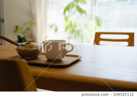 咖啡和穀物餐 109585132