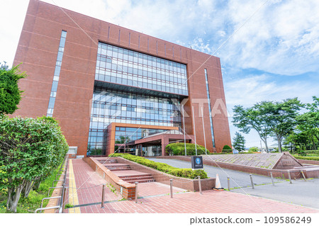 函館市,北海道,函館市政廳在陽光明媚的日子 函館市,北海道,函館市政廳在陽光明媚的日子 109586249