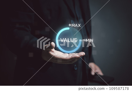 Businessman hold the virtual value icon in hand. Concept of business value. Growth success investment company. Marketing plan. Wealth performance progress. 109587178