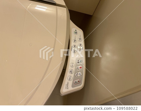 淋浴廁所 淋浴廁所 109588022