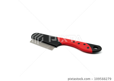 Anti-flea comb for combing out parasites. Anti-flea comb for combing out parasites. 109588279