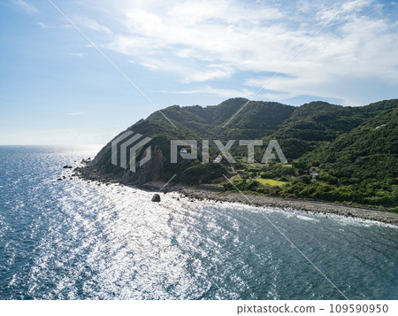 Clear skies at Hinomisaki, Wakayama Prefecture 109590950