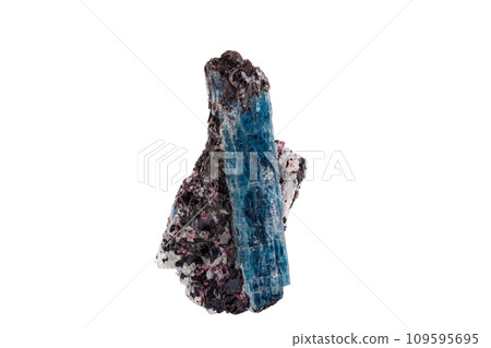 macro mineral stone Kyanite on a white background 109595695