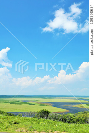 Hokkaido summer blue sky and Kiritappu wetland 109598654