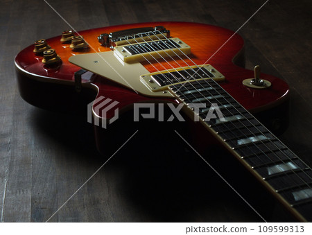 sunburst electric guitar 109599313