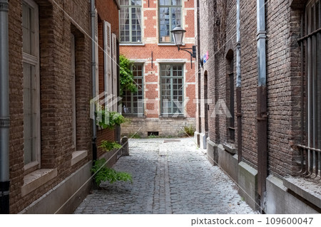 Cobbled Serenity: Mechelen Beguinage Cobbled Serenity: Mechelen Beguinage 109600047