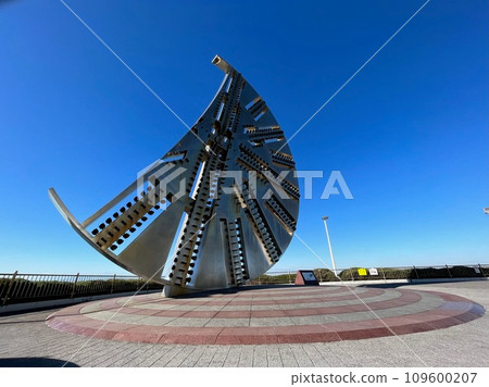 Tokyo Bay Aqualine Umihotaru_Drilling Cutter Monument 109600207