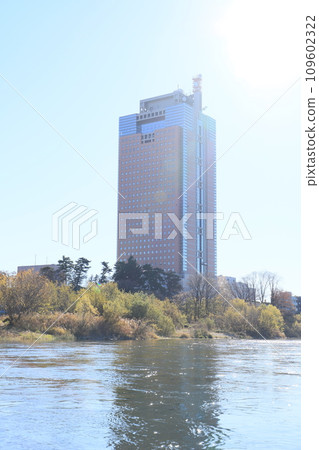 群馬縣政府和Tone河 109602322