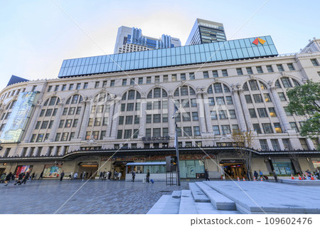 大阪市中央區難波南海難波站前難波廣場 大阪市中央區難波南海難波站前難波廣場 109602476