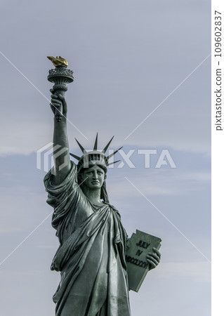 France, Colmar, Copy of Statue of Liberty on a roundabout 109602837