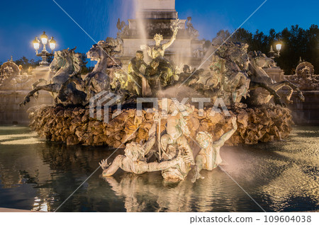 Place des Quinconces and Girondins fountain monument at night, Bordeaux, Aquitaine, France 109604038