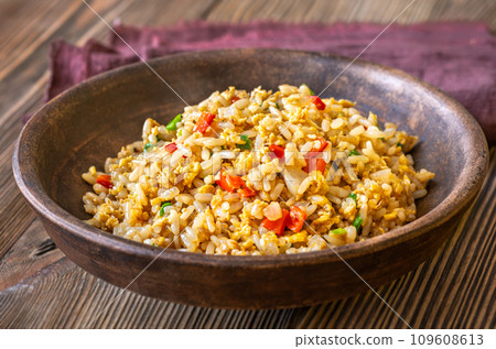 Egg fried rice Egg fried rice 109608613