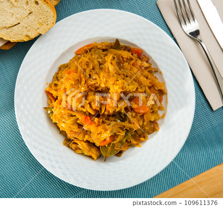 Plate of tasty stewed cabbage Plate of tasty stewed cabbage 109611376