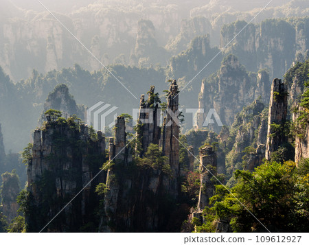 Imperial Pen Peak of Zhangjiajie. Located in Wulingyuan Scenic and Historic Interest Area (Wu Ling Yuan Feng Jing Ming Sheng Qu), Hunan, china.UNESCO World Heritage site, this National park was the 109612927
