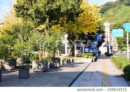 Kagoshima City, Kagoshima Central Underground Parking Lot (Cera 602) entrance and the townscape of Yamashita Town 109618515