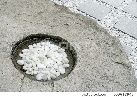 stone wash basin 109618945
