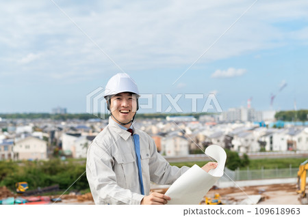 穿著工作服的男人/建築房地產形象 109618963