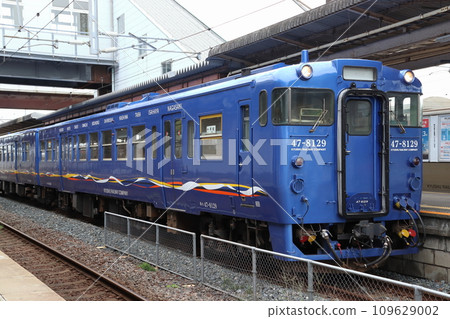 Nagasaki Main Line/Sasebo Line Kiha 47 Nagasaki Main Line/Sasebo Line Kiha 47 109629002