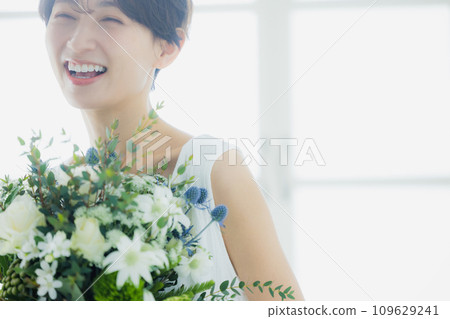 Woman with a bouquet 109629241