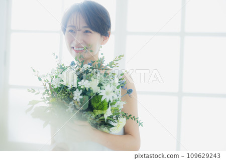 Woman with a bouquet 109629243