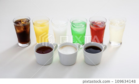 Drinks, drink bars, free drinks Drinks, drink bars, free drinks 109634148
