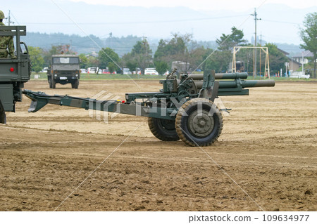 Ground Self-Defense Force howitzer being towed Ground Self-Defense Force howitzer being towed 109634977