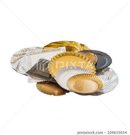 Trays and plates set isolated over white background Trays and plates set isolated over white background 109635654
