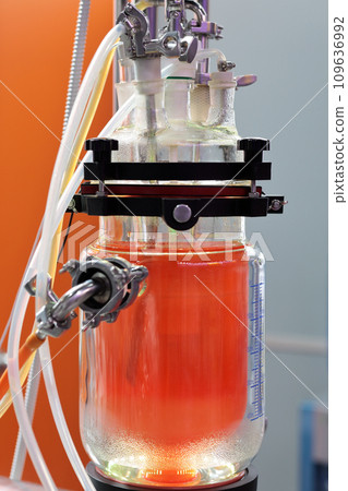 laboratory tangential flow filtration system laboratory tangential flow filtration system 109636992