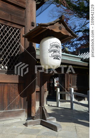 Kitano Tenmangu Shrine lantern at the tower gate Kamigyo Ward, Kyoto City 109642129