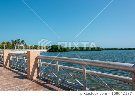 Malecon Tajamar in Cancun, Quintana Roo, Mexico 109642187