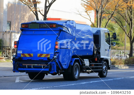 Garbage truck (garbage truck) image 109643250