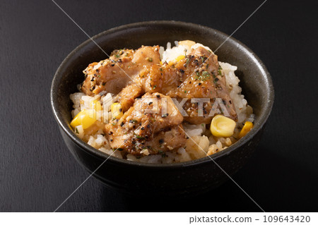 烤雞蒜蓉飯 烤雞蒜蓉飯 109643420