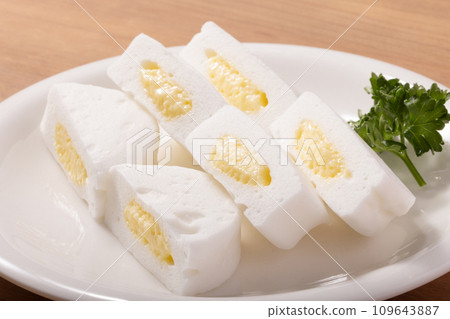 Hanpen with cheese Hanpen with cheese 109643887